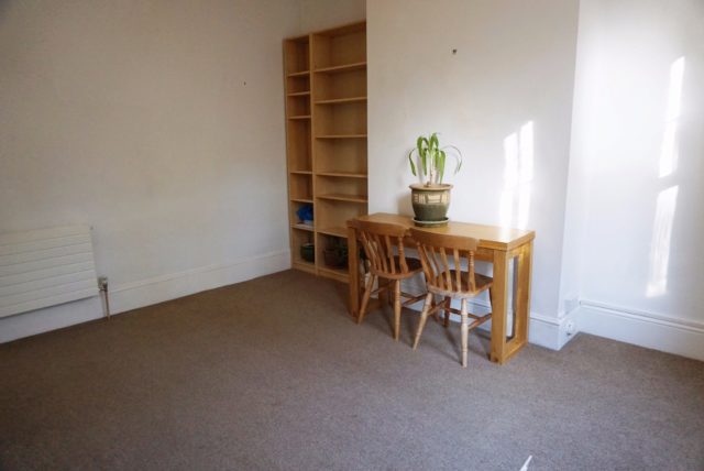  Image of 2 bedroom Flat for sale in Linden Gardens Tunbridge Wells TN2 at Tunbridge Wells, TN2 5QT